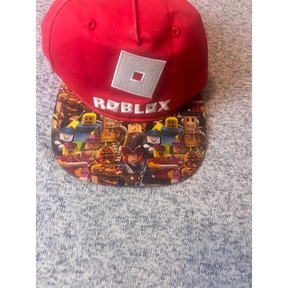 Roblox Snapback Hat Youth OSFM Red Character Print Flat Brim Cap RN115665